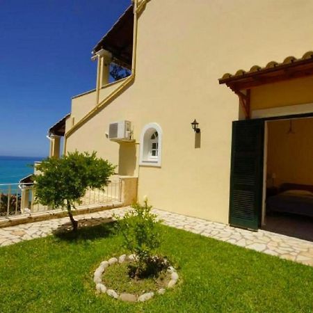 Natalia Apartment B With Panoramic Sea Views Of Agios Gordios Bay المظهر الخارجي الصورة