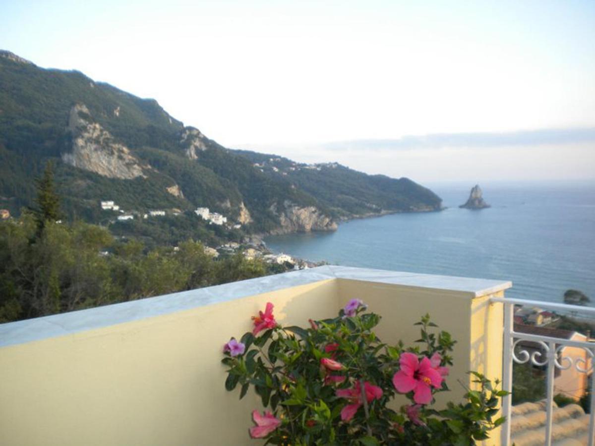 Natalia Apartment B With Panoramic Sea Views Of Agios Gordios Bay المظهر الخارجي الصورة