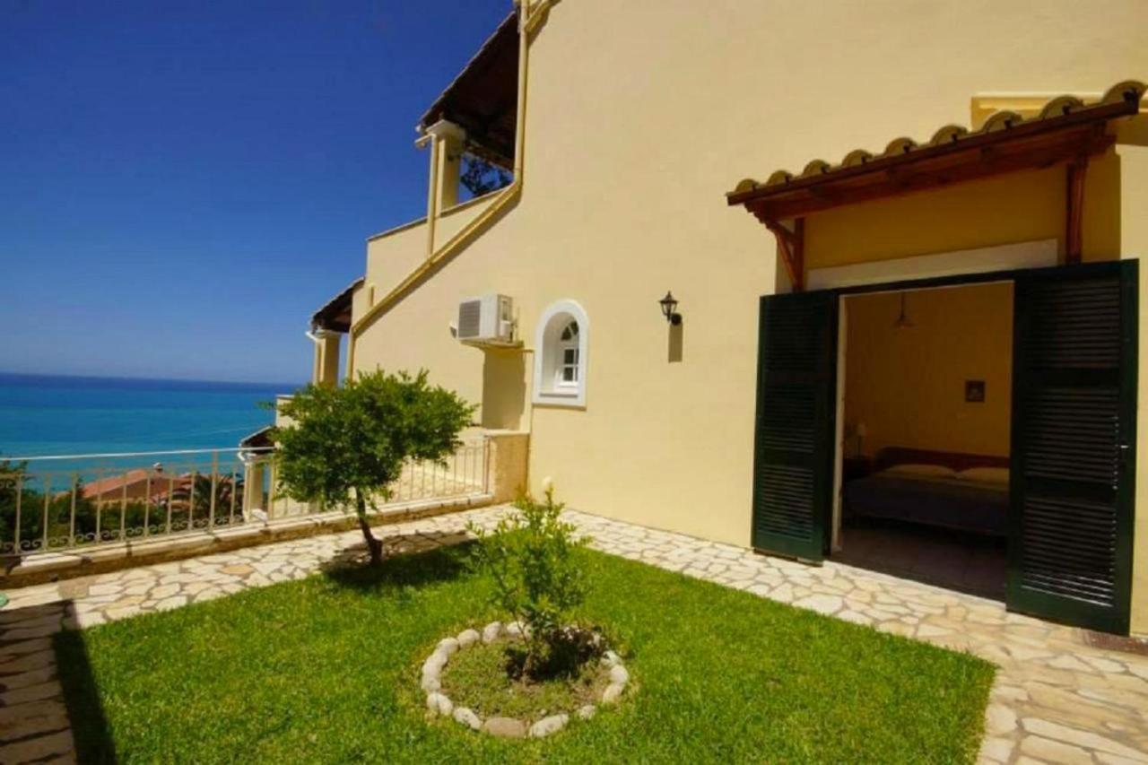 Natalia Apartment B With Panoramic Sea Views Of Agios Gordios Bay المظهر الخارجي الصورة