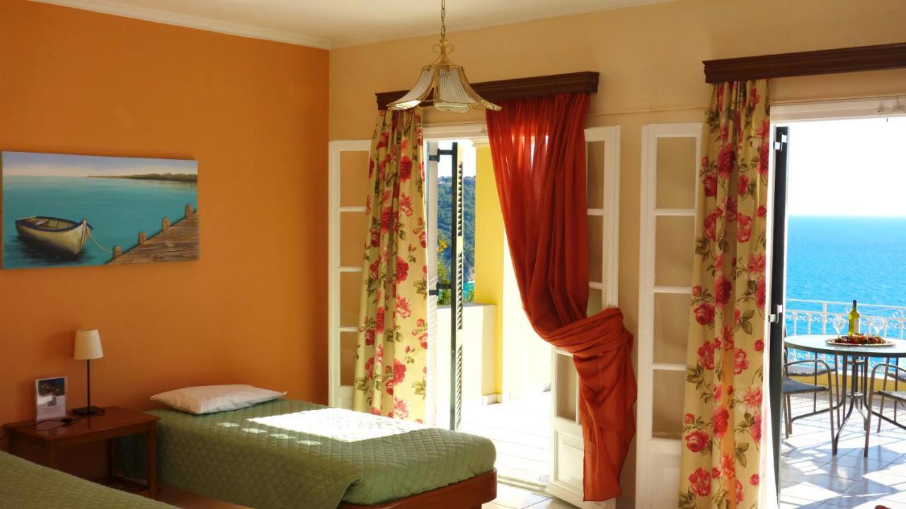 Natalia Apartment B With Panoramic Sea Views Of Agios Gordios Bay المظهر الخارجي الصورة